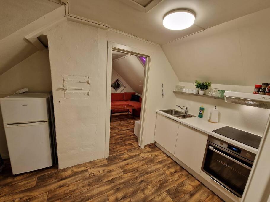 Smaller Apartment Next To Bridge Tromsø Eksteriør billede